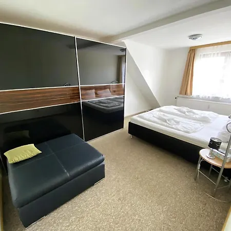 Holiday Near The Hexentanzplatz Apartment